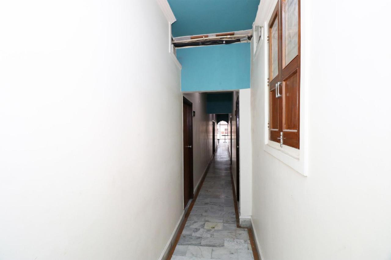 Oyo Hotel Ashoka International Kanpur Esterno foto