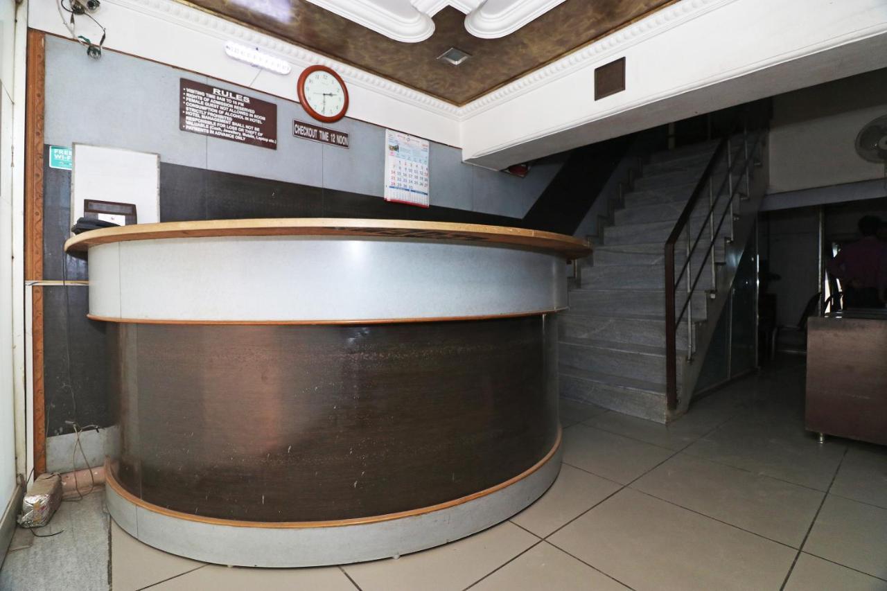 Oyo Hotel Ashoka International Kanpur Esterno foto
